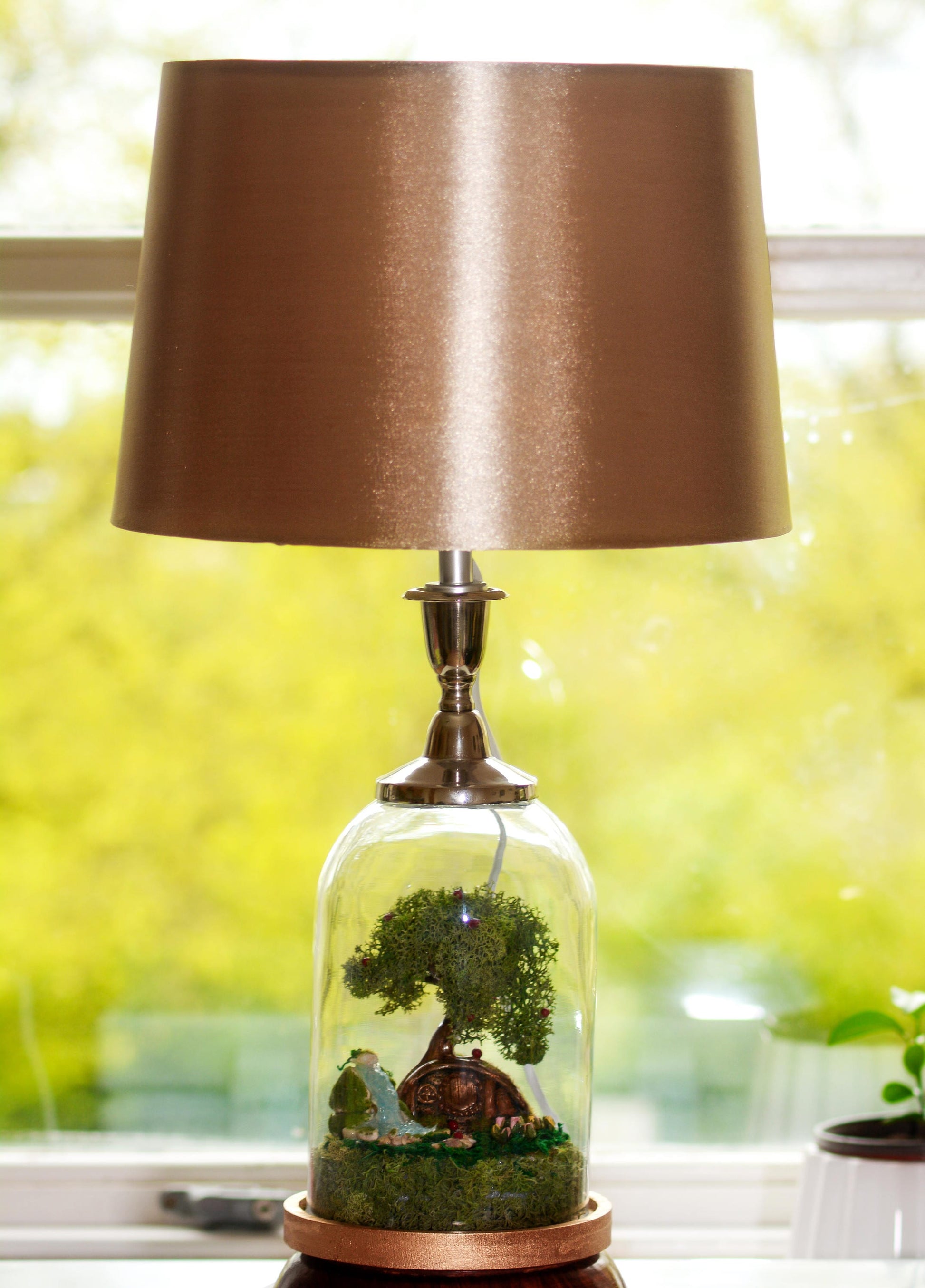 Hobbit Table lamp | Glass Cloche lamp | Lord of The Rings RishStudio