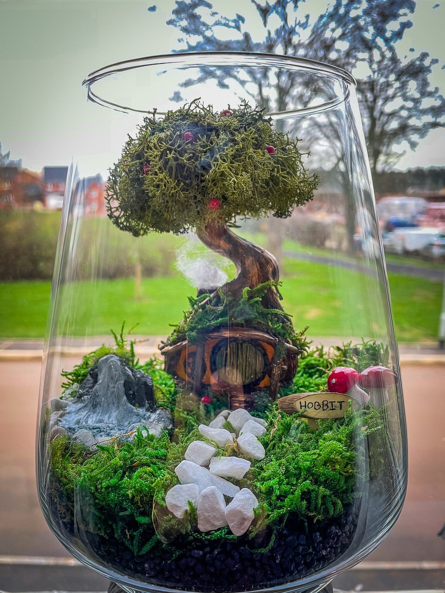 D.I.Y Terrarium | Moss Terrarium | Hobbit House Terrarium RishStudio