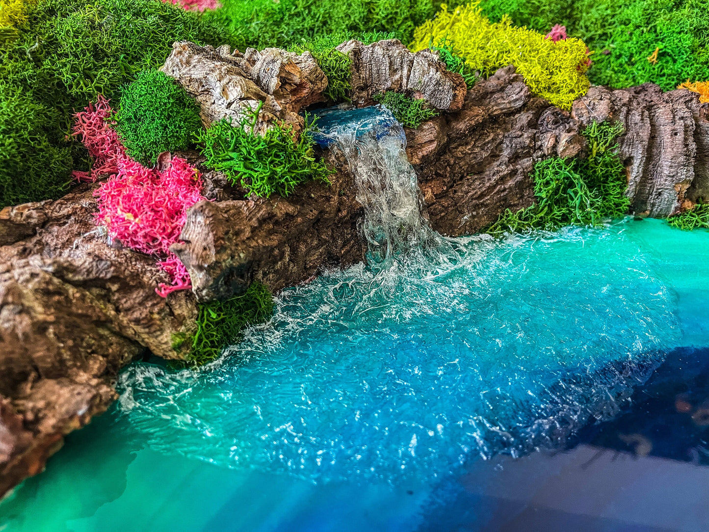 Eco-Friendly Moss & Resin Wall Art – Sustainable Blue Lagoon Landscape with Natural Bark – Handmade Nature-Inspired Decor mossartbyrishstudio