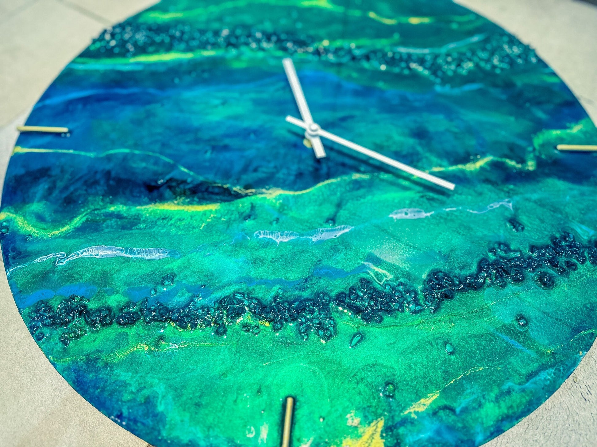 Handmade Ocean Resin Wall Clock – Abstract Art Timepiece with Blue & Green Waves, Coastal Home Décor, Unique Gift for Ocean Lovers mossartbyrishstudio