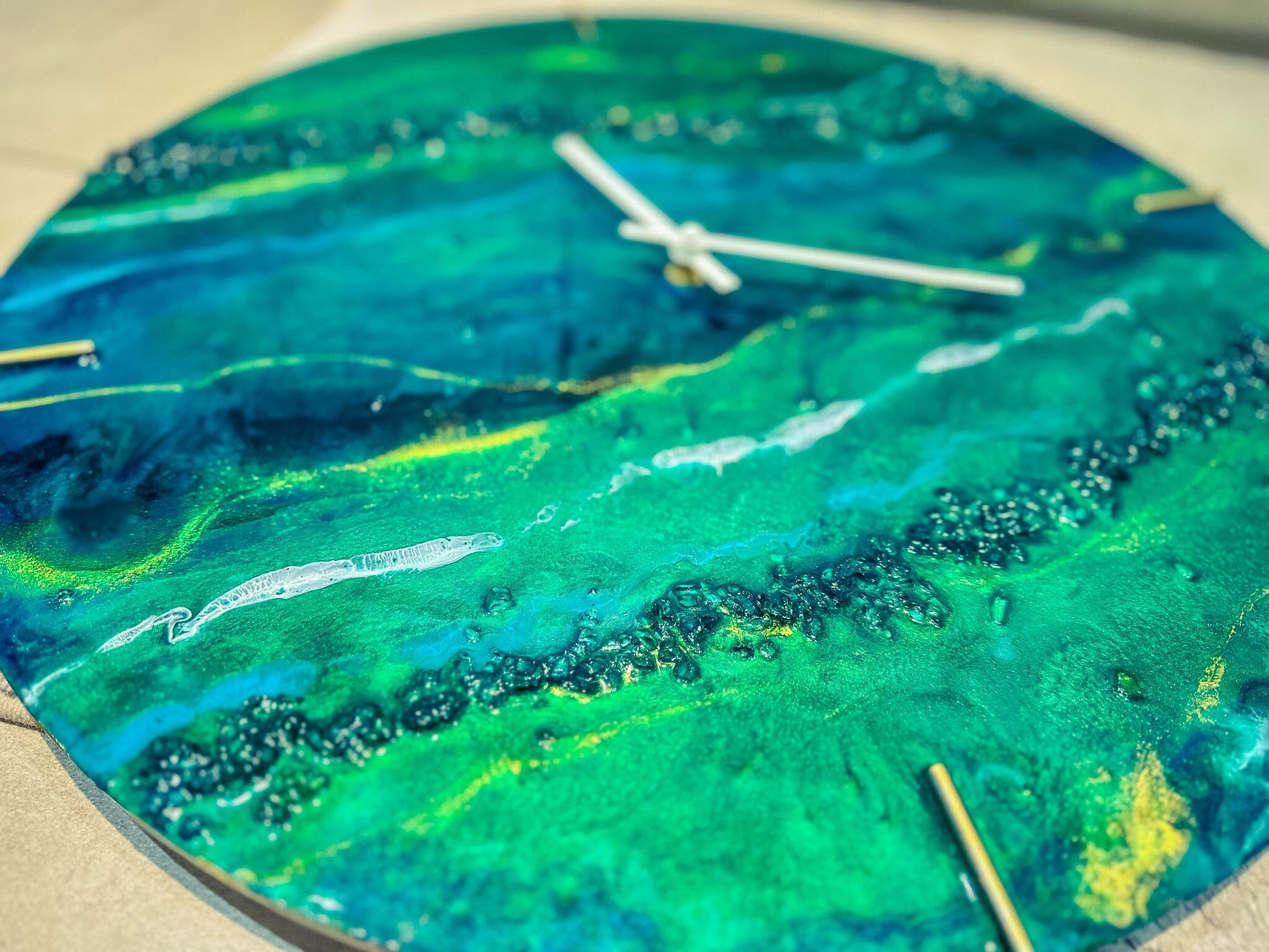 Handmade Ocean Resin Wall Clock – Abstract Art Timepiece with Blue & Green Waves, Coastal Home Décor, Unique Gift for Ocean Lovers mossartbyrishstudio