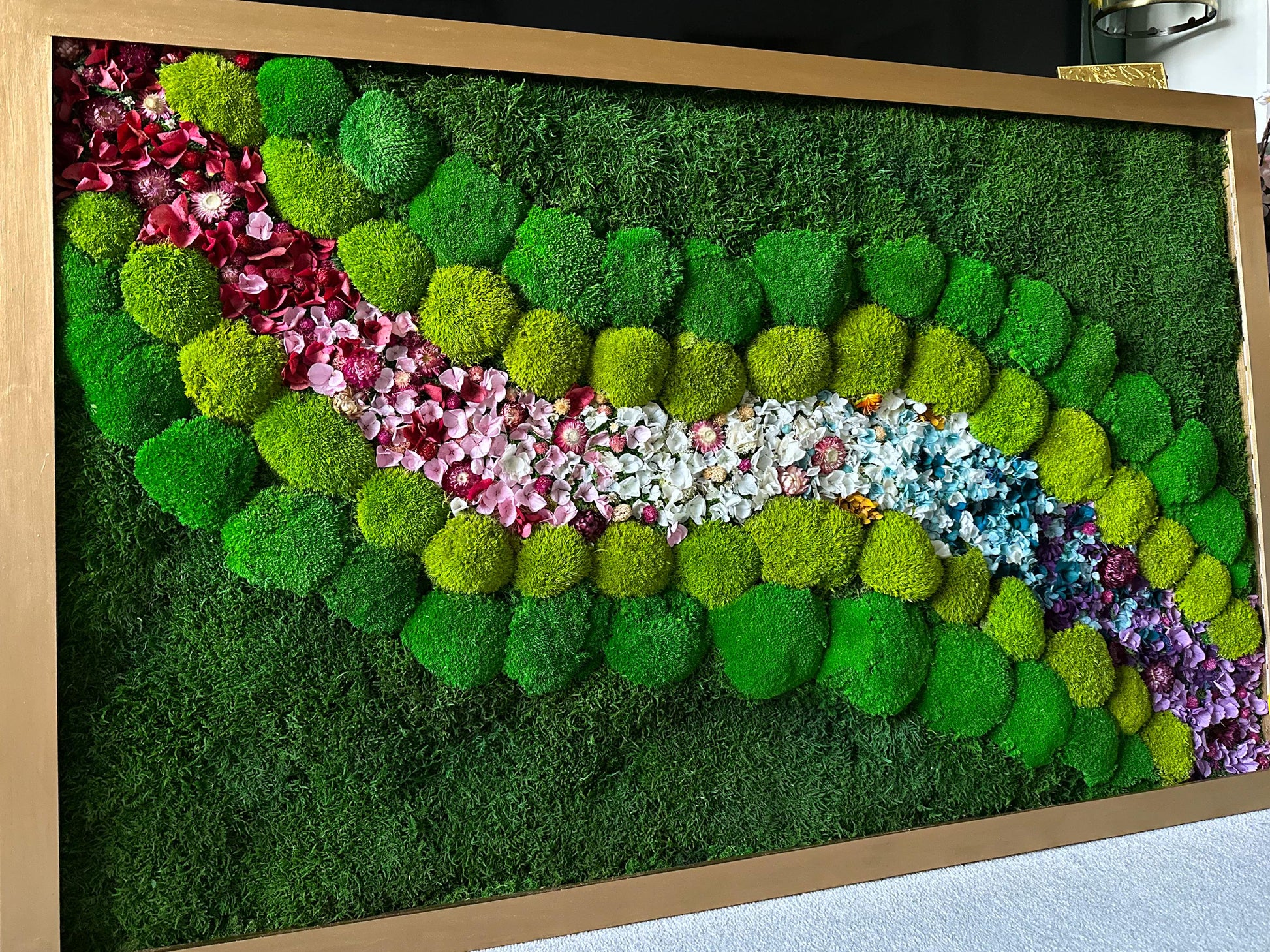 Preserved Moss Wall Art with LED Lights and Flowers: Wood Frame Colourful Natural Moss Painting, mossartbyrishstudio