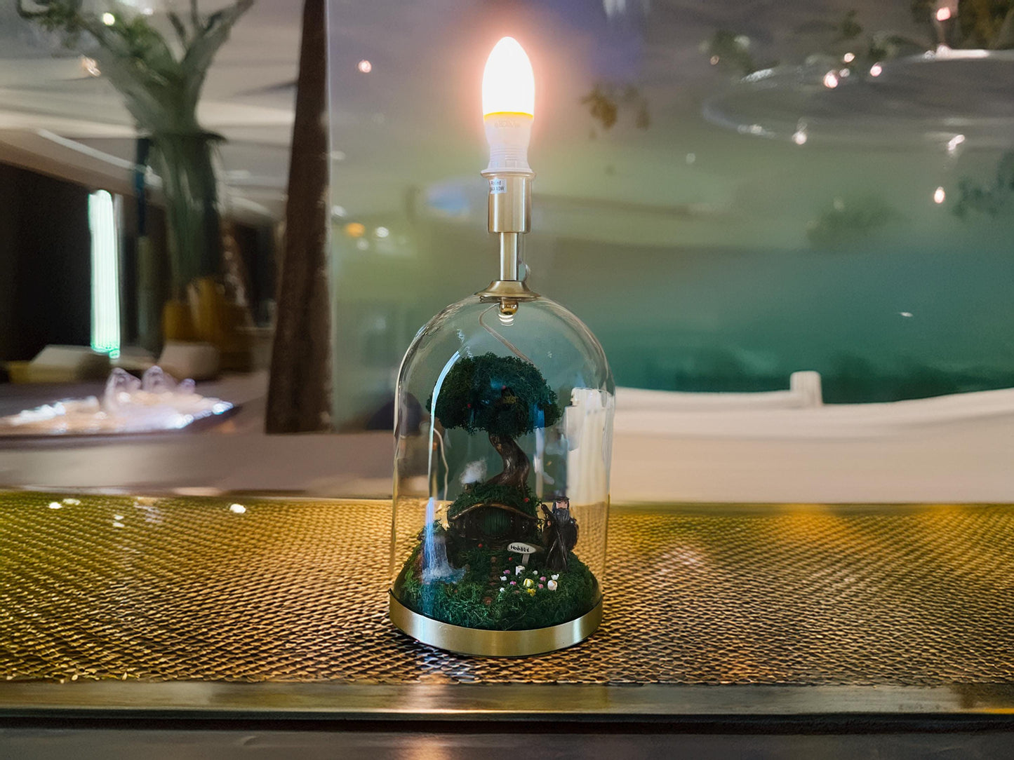 Handcrafted Hobbit Terrarium Table Lamp – Eco-Friendly Biophilic Lighting with Real Moss and Sustainable Design RishStudio