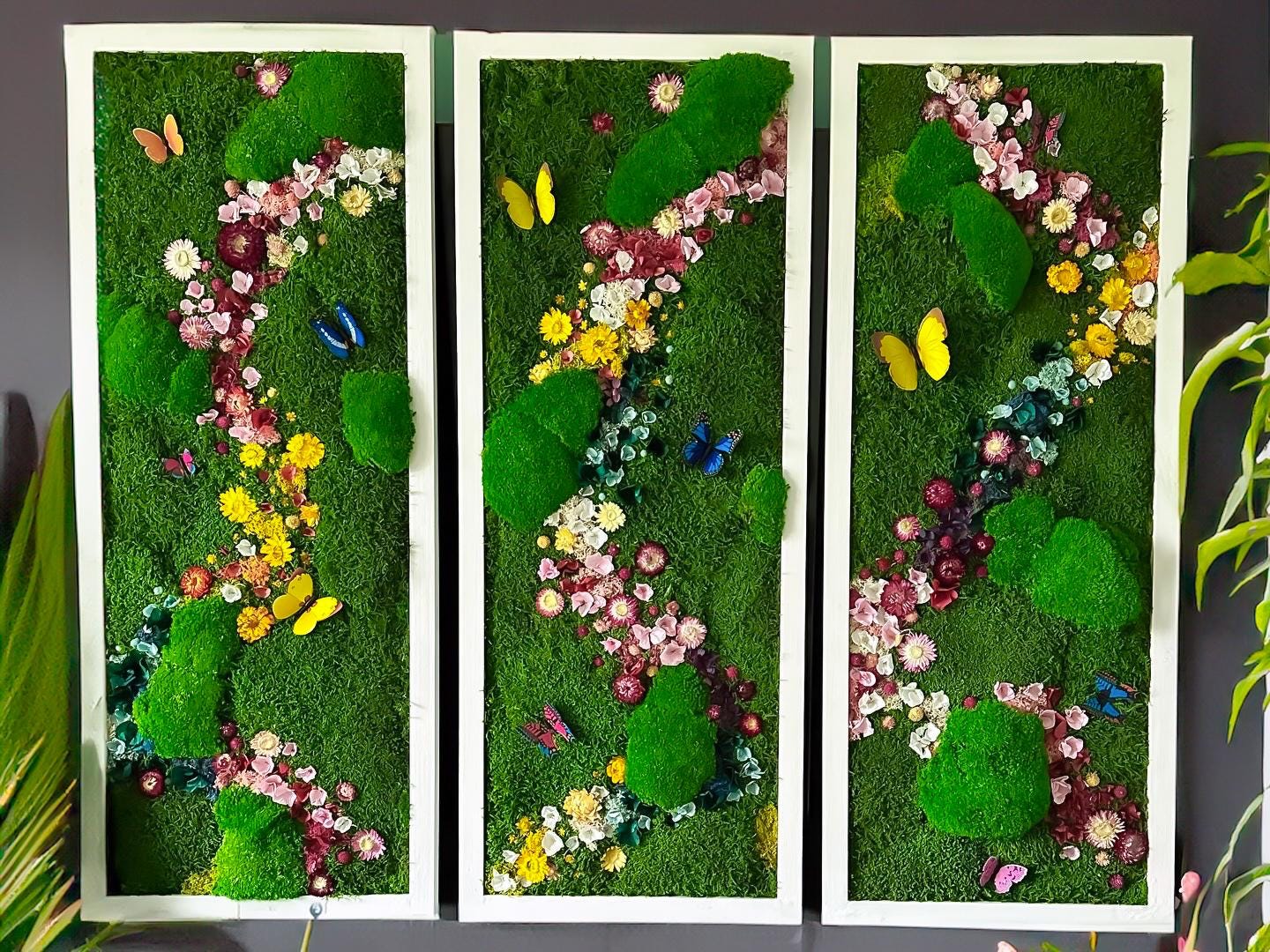 Handmade Vertical Moss Wall Art with Preserved Flowers & Butterflies – One-of-a-Kind Framed Nature Decor for Home & Office mossartbyrishstudio