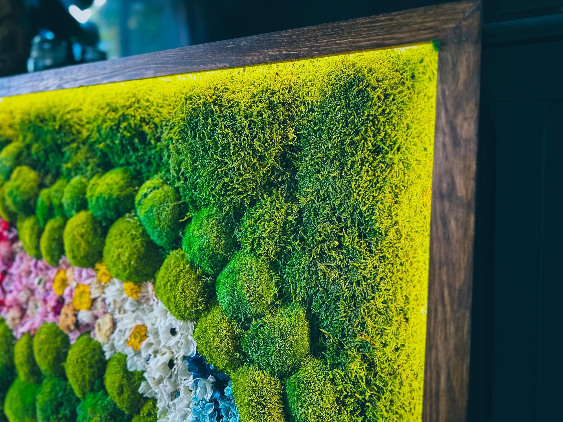 Preserved Moss Wall Art with LED Lights and Flowers: Wood Frame Colourful Natural Moss Painting, mossartbyrishstudio