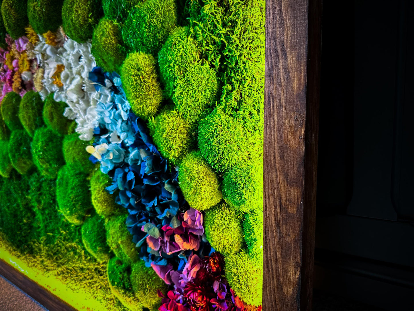 Preserved Moss Wall Art with LED Lights and Flowers: Wood Frame Colourful Natural Moss Painting, mossartbyrishstudio