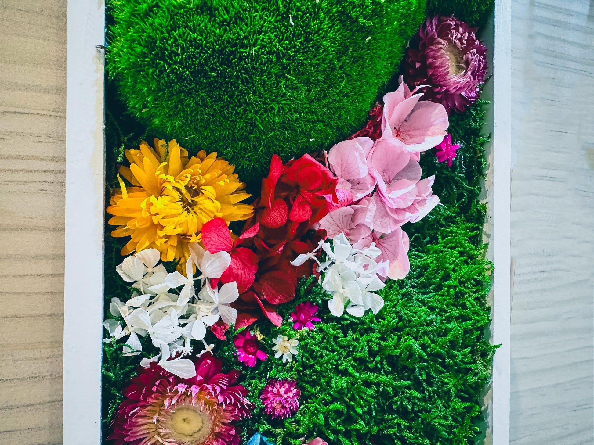 Handmade Vertical Moss Wall Art with Preserved Flowers & Butterflies – One-of-a-Kind Framed Nature Decor for Home & Office mossartbyrishstudio