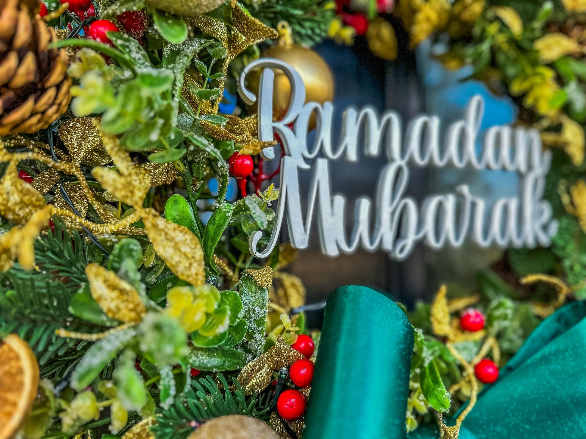 Luxury Christmas Wreath with Red Bow – Handmade Front Door Decoration – Pinecone & Bauble Holiday Wreath with “Merry Christmas” Sign mossartbyrishstudio