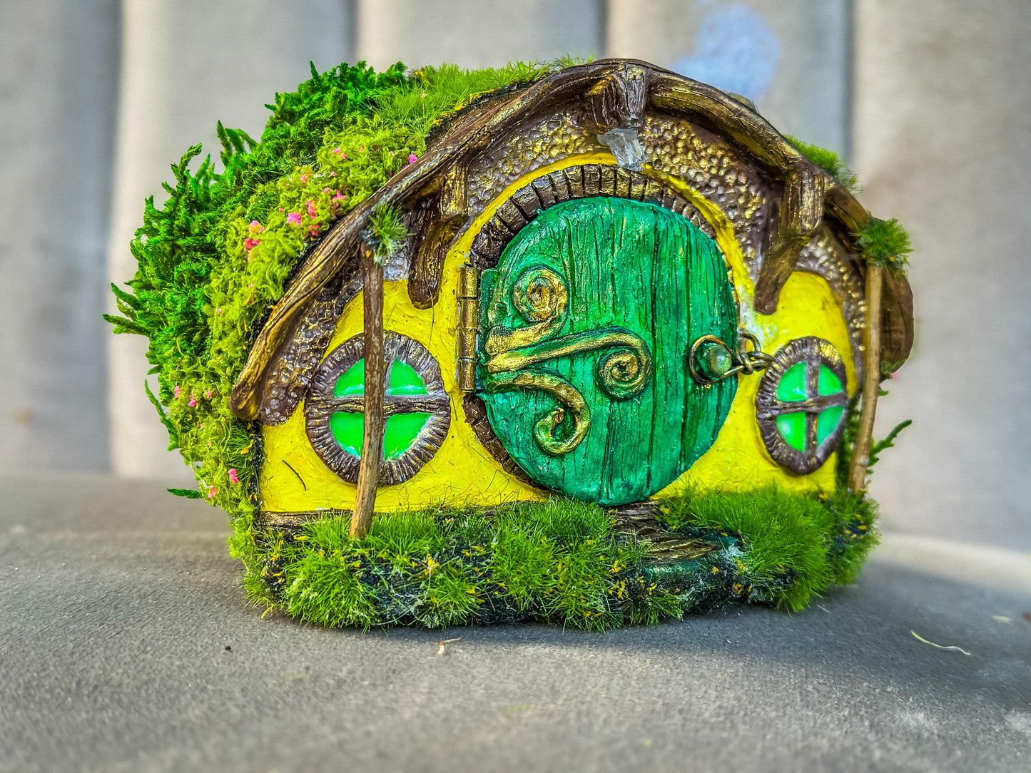 Miniature Hobbit House, Lord of the Rings Bilbo’s Front Door Hobbiton Diorama, Christmas Hobbit Ornament, Hobbitcore, mossartbyrishstudio