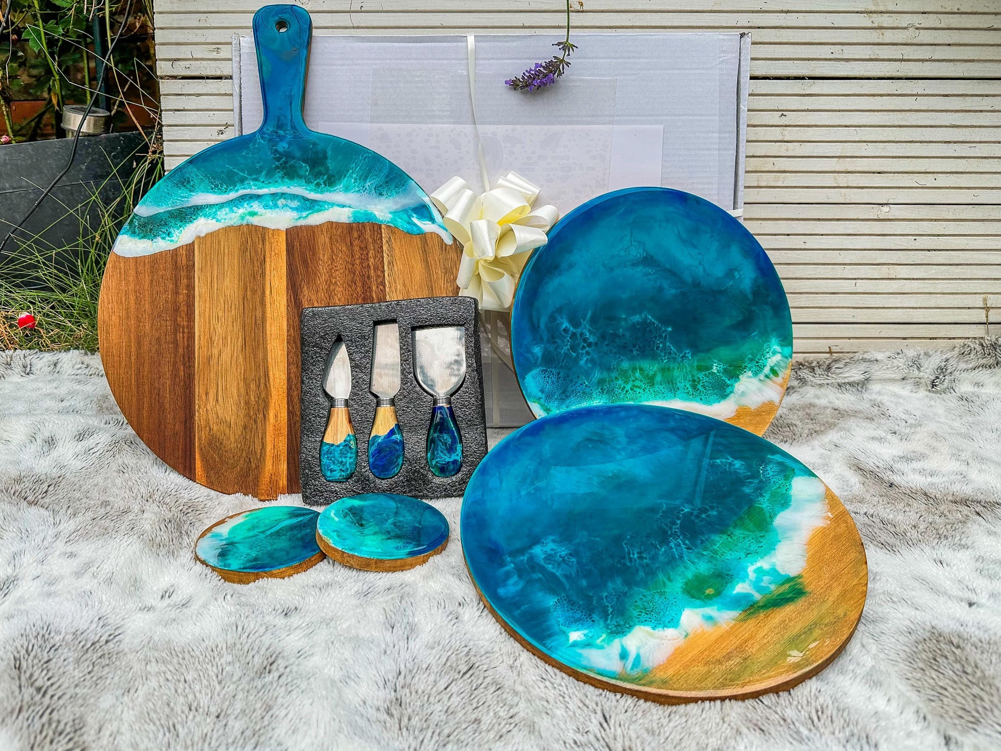 Ocean Resin Acacia Wood Charcuterie Cheese Board with 3 Piece Wooden Handle Cutting Set, Christmas Gift for Cheese Lovers mossartbyrishstudio