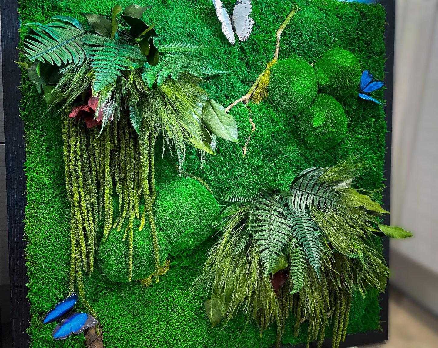 Custom Moss Wall Art – Lush Greenery with Butterfly Accents for Home Décor RishStudio