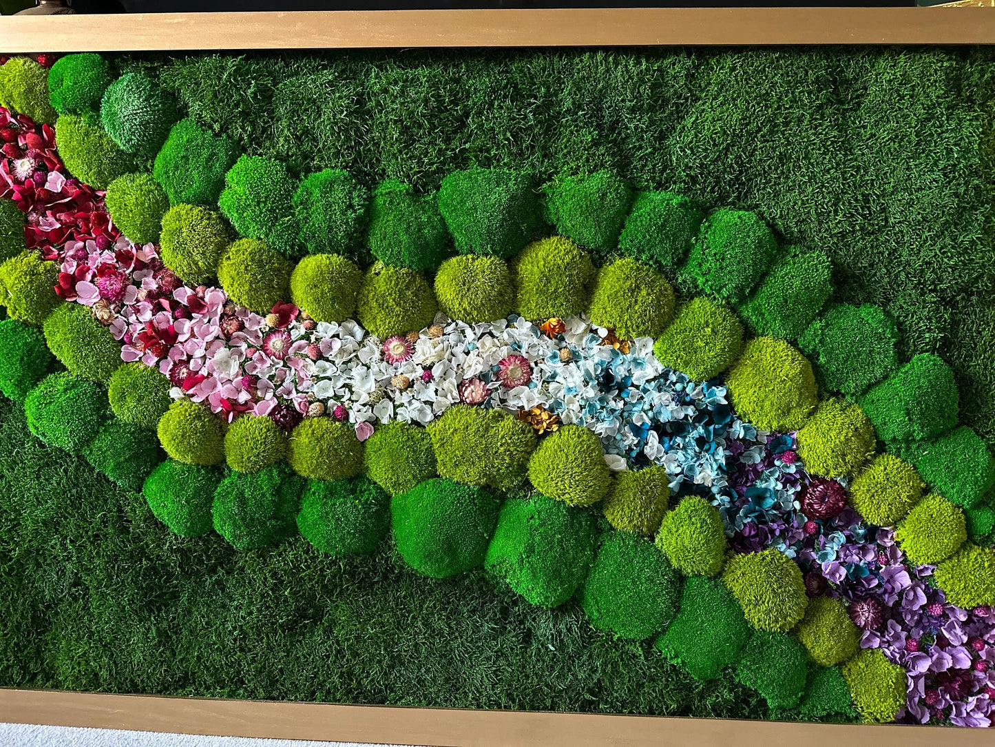 Preserved Moss Wall Art with LED Lights and Flowers: Wood Frame Colourful Natural Moss Painting, mossartbyrishstudio