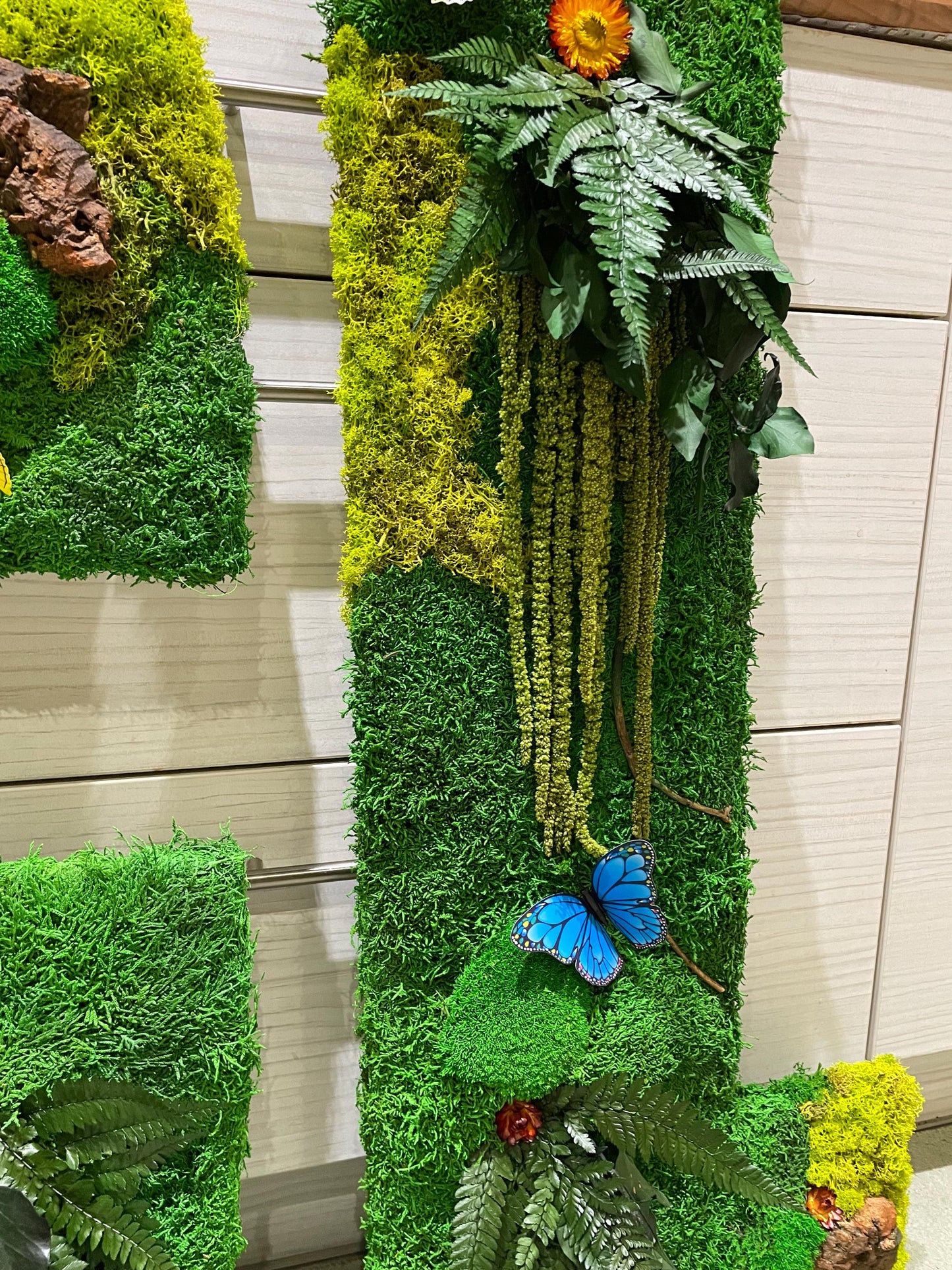 Custom Backlit Wall Letters | Moss Letters logo With Light | RishStudio mossartbyrishstudio