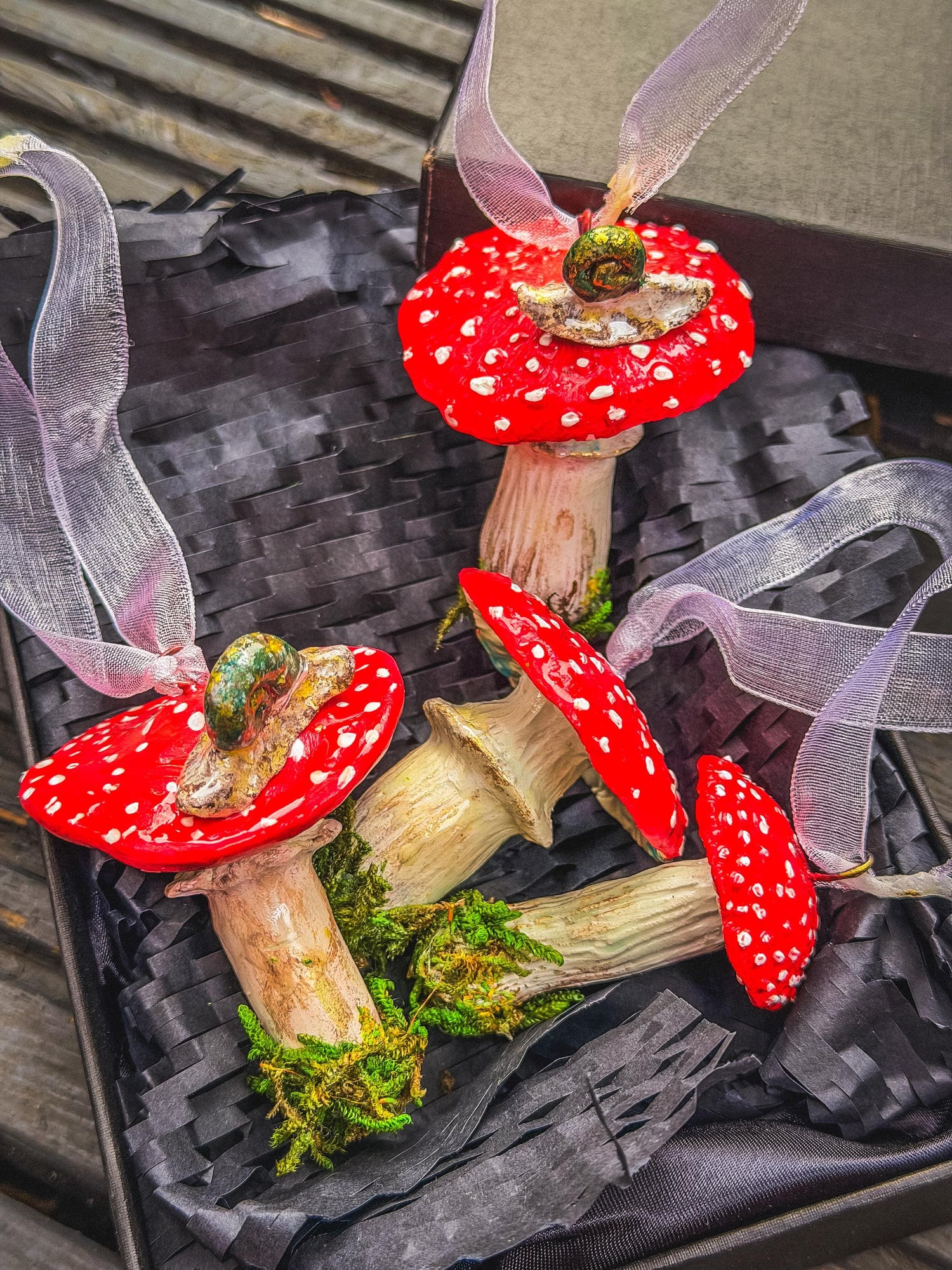 Handmade Mushroom Christmas Ornament: Red Toadstool Holiday Decoration, Woodland Fairy Tree Decor, Cottagecore Ornament with Moss mossartbyrishstudio