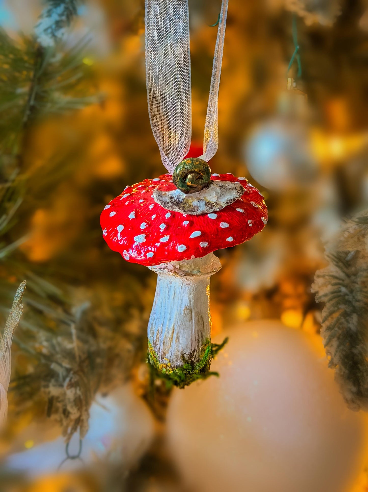 Handmade Mushroom Christmas Ornament: Red Toadstool Holiday Decoration, Woodland Fairy Tree Decor, Cottagecore Ornament with Moss mossartbyrishstudio