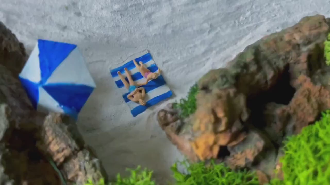 Ocean Resin Art: Handmade 3D Beach Scene Wall Decor – Unique Coastal Artwork