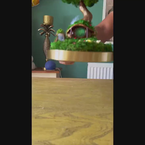 Handcrafted Hobbit Terrarium Table Lamp – Eco-Friendly Biophilic Lighting with Real Moss and Sustainable Design