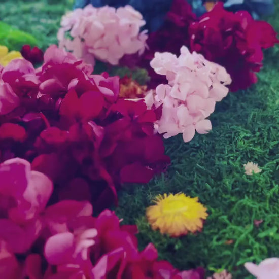 Round Moss Wall Art with Preserved Flowers – Handmade Botanical Wall Decor for Home & Office