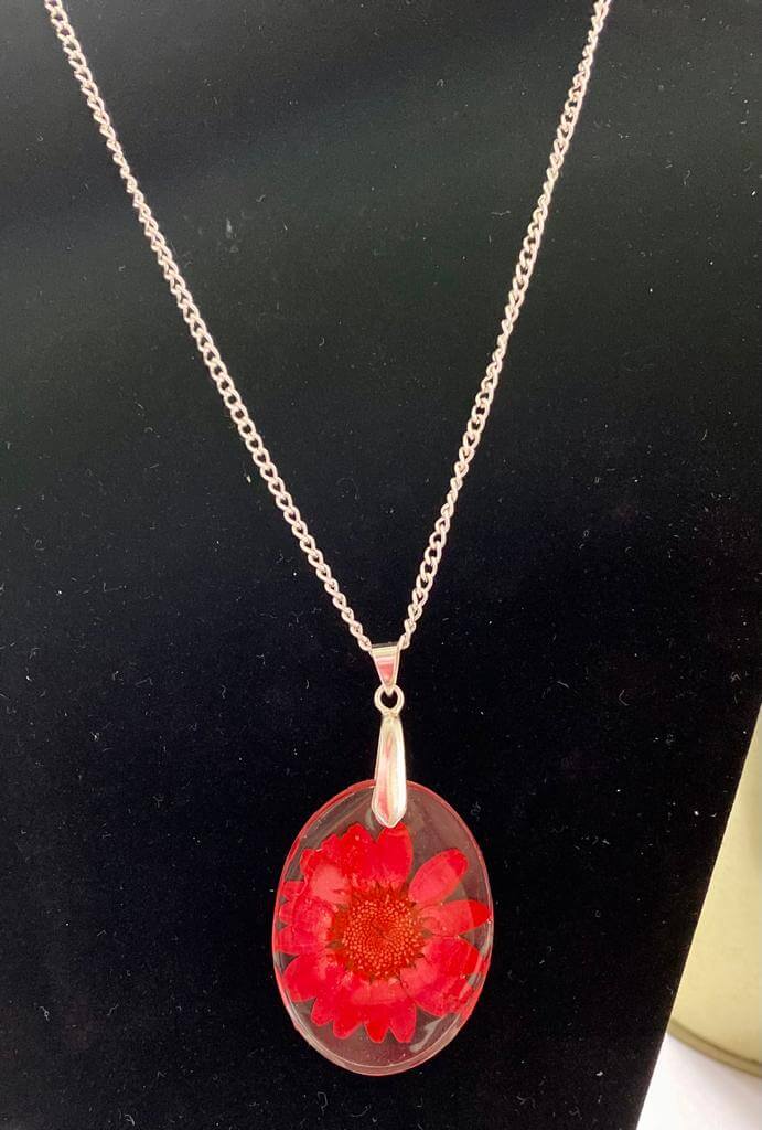 real pressed red flower necklace | MouArtBoutique MouArtBoutique