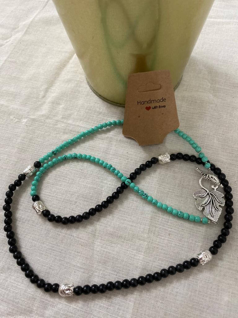 Black and Turquoise Glass beads necklace | MouArtBoutique MouArtBoutique