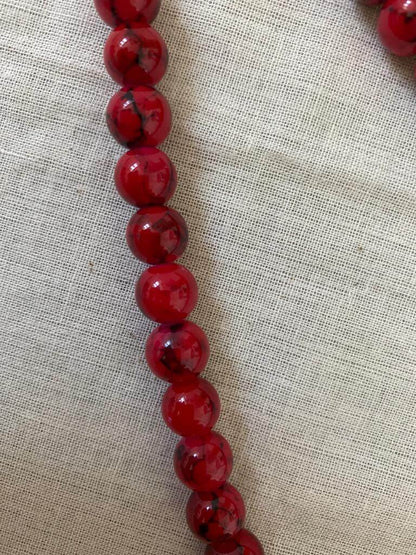 Red glass beads necklace | MouArtBoutique MouArtBoutique
