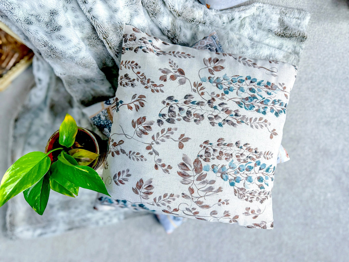 Spring decorations, spring cushion cover, pillow cover, Personalized pillow, new home gift, lumbar pillow, linen, Home Decor, Floral pattern, Decorative Pillow, custom cushion cover, cushion cover, cotton pillow cover mossartbyrishstudio